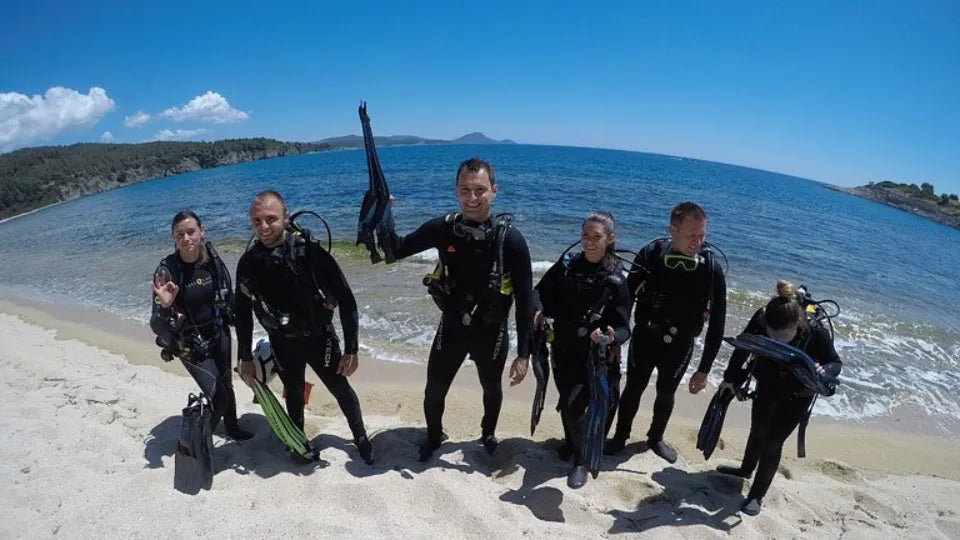 First dive in Nikiti with instructor by your side underwater