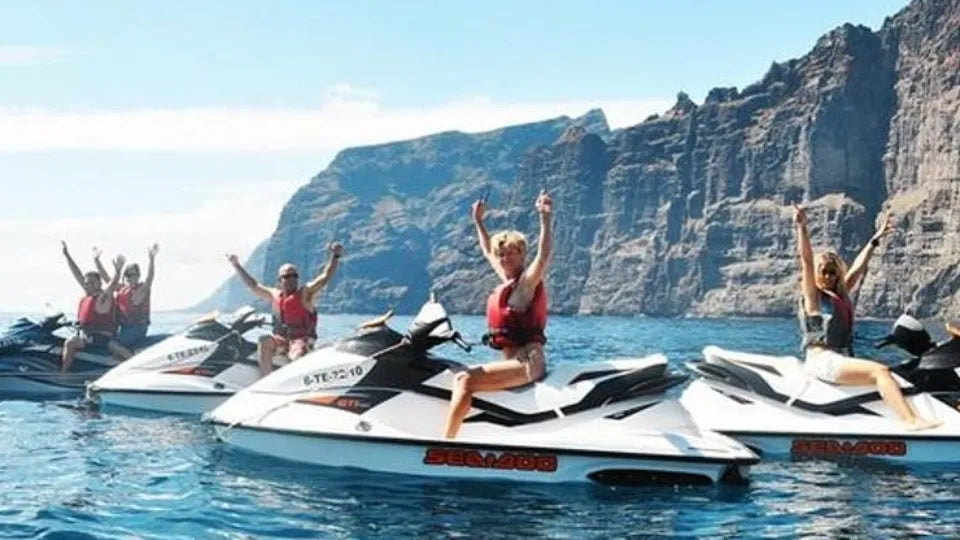 Jet ski tour from Smokinya Beach with views of Sozopol and Duni