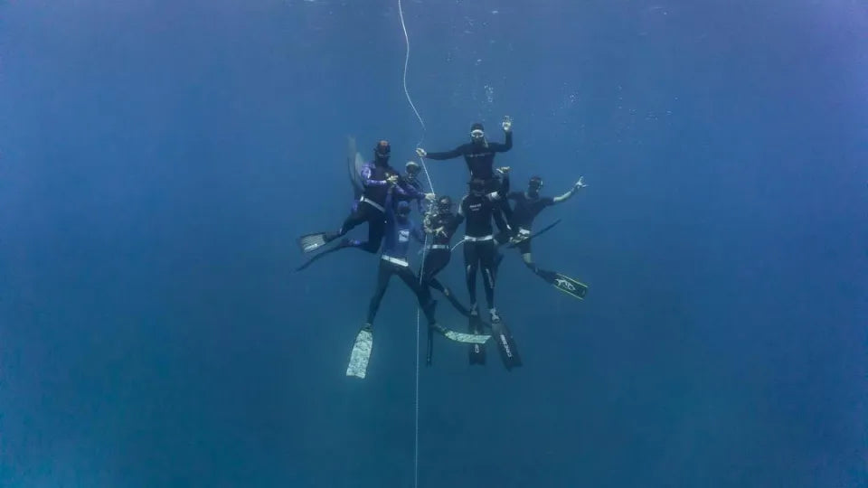 Instructor leading a small group in a 3‑day freediving course in Nikiti