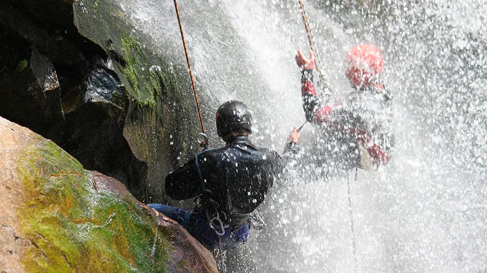 Каньонинг на Влахинския водопад ваучер