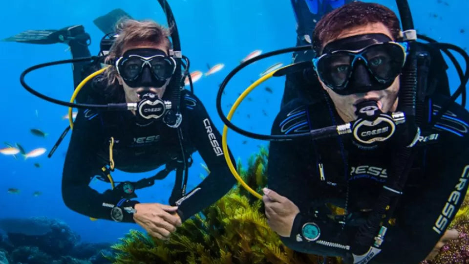 PADI diving course in Nikiti – beginner underwater training over two days