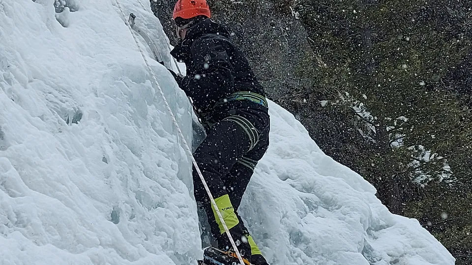 Два дни ледено катерене на водопад ваучер