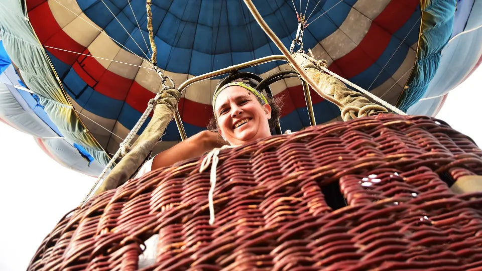 Tethered hot air balloon ride up to 100 m in Plovdiv