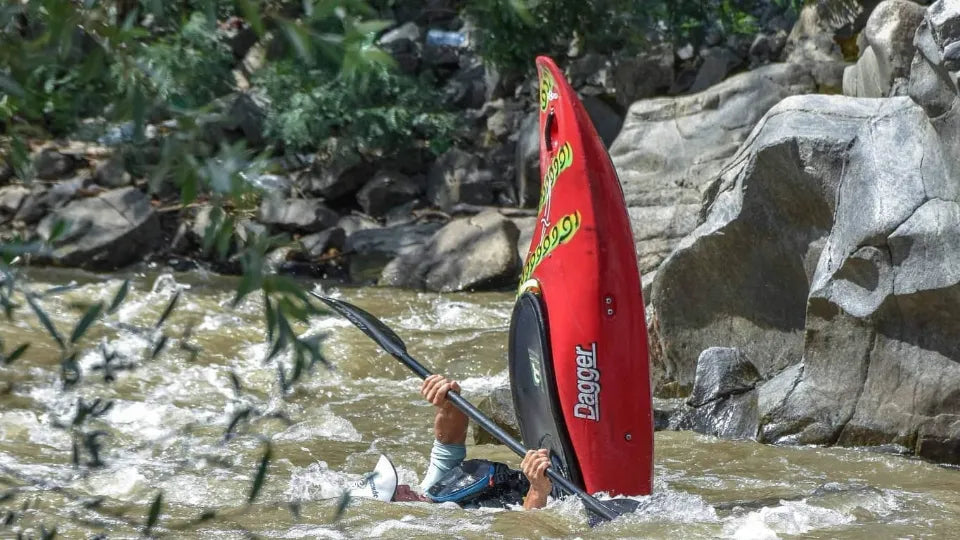 Ваучер Курс за каяк в бързи води река Струма (Кресна)