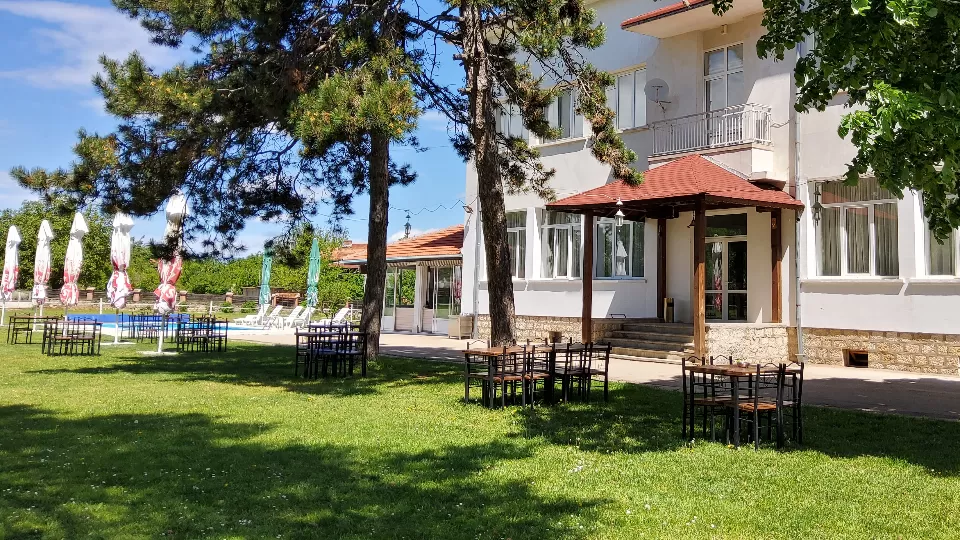 Воаяж и декупаж с две нощувки за двама с. Кърпачево