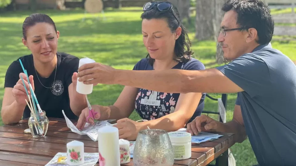 Decoupage weekend in Karpachevo – creative escape for two
