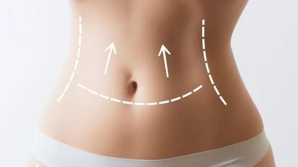 Therapist performing anti-cellulite massage in a Sofia Iztok studio