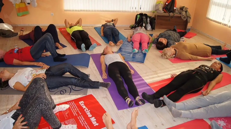 Ваучер Йога на смеха в група за 5 човека София, кв. Изток