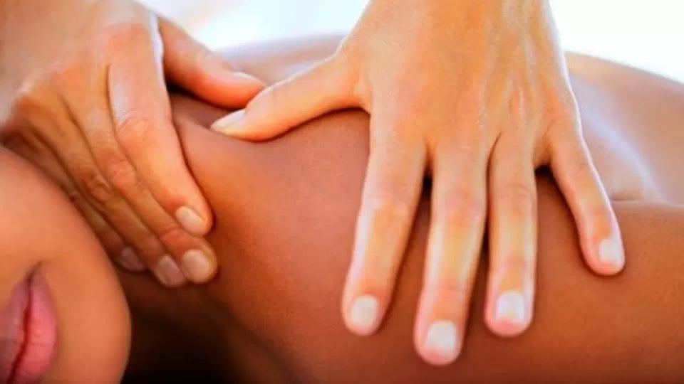 Масажи София, кв. Изток Антистрес масаж на гръб, врат и глава