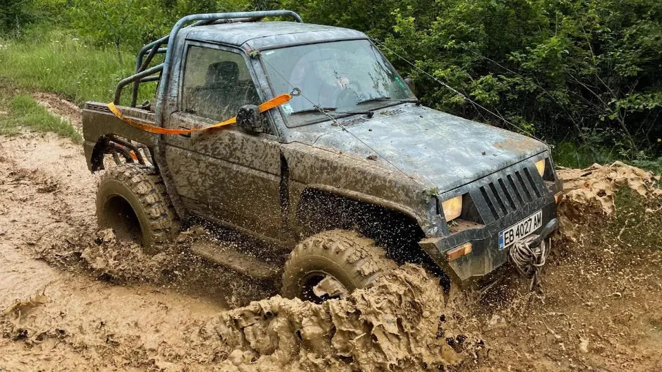 Off‑road jeep Veliko Tarnovo for two in Arbanasi