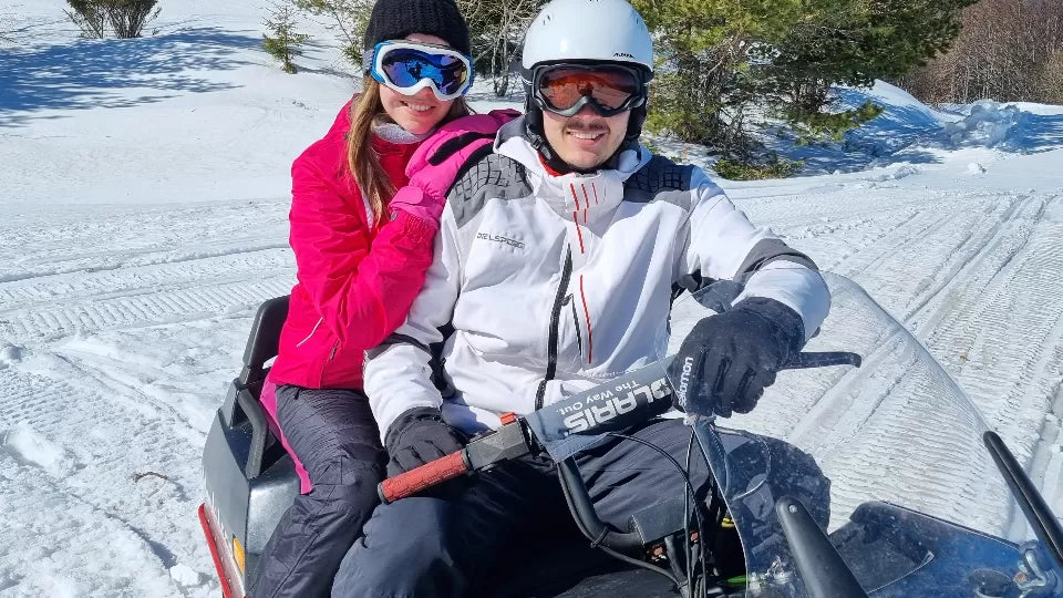 1 час каране на моторна шейна в Стара планина Преход с моторна шейна