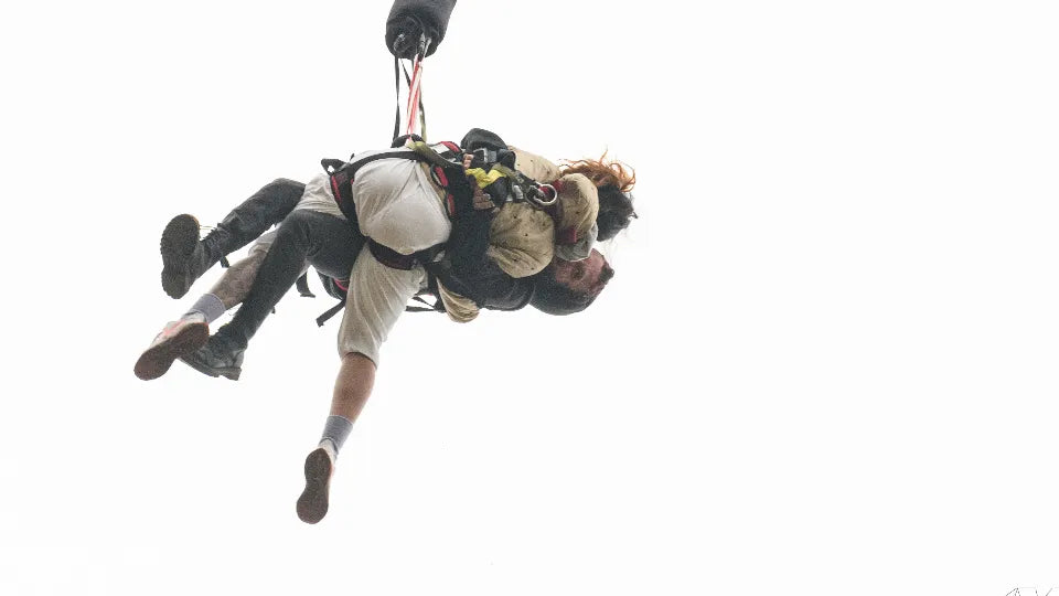 Тандемен бънджи скок от балон - Проходна