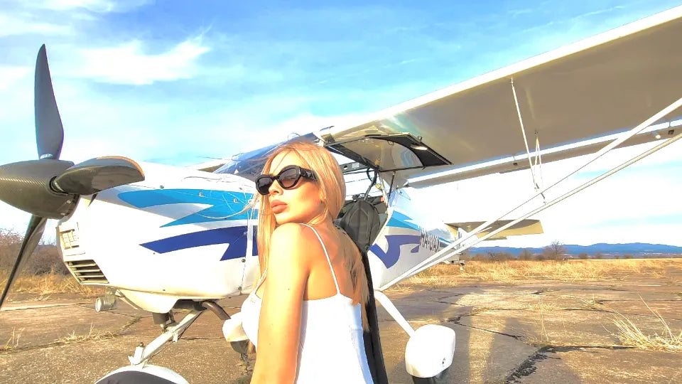 Gift voucher for an airplane flying lesson in the Sofia North area