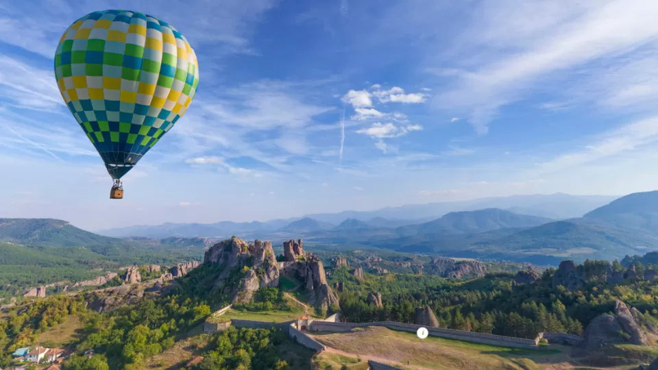 Gift voucher for a Belogradchik hot air balloon flight with photos included