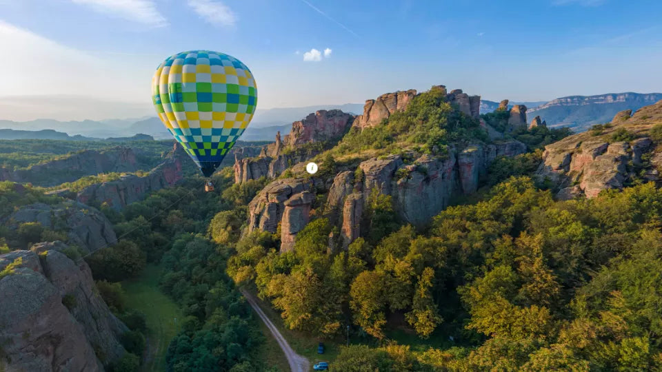 Gift voucher for a tethered hot air balloon ascent in Belogradchik