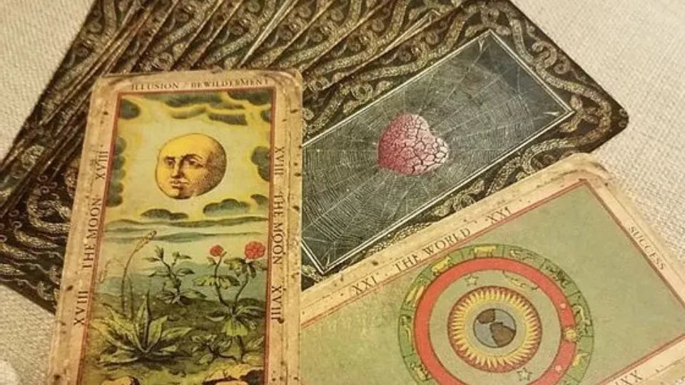 Relaxation and clarity through Tarot reading in Sofia, Iztok