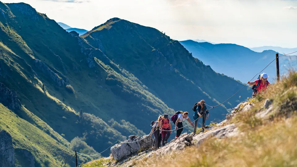 Ascent to Kozya Stena Peak from Beklemeto – hikers on the ridge