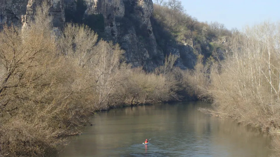 Beginner-friendly kayaking with equipment included