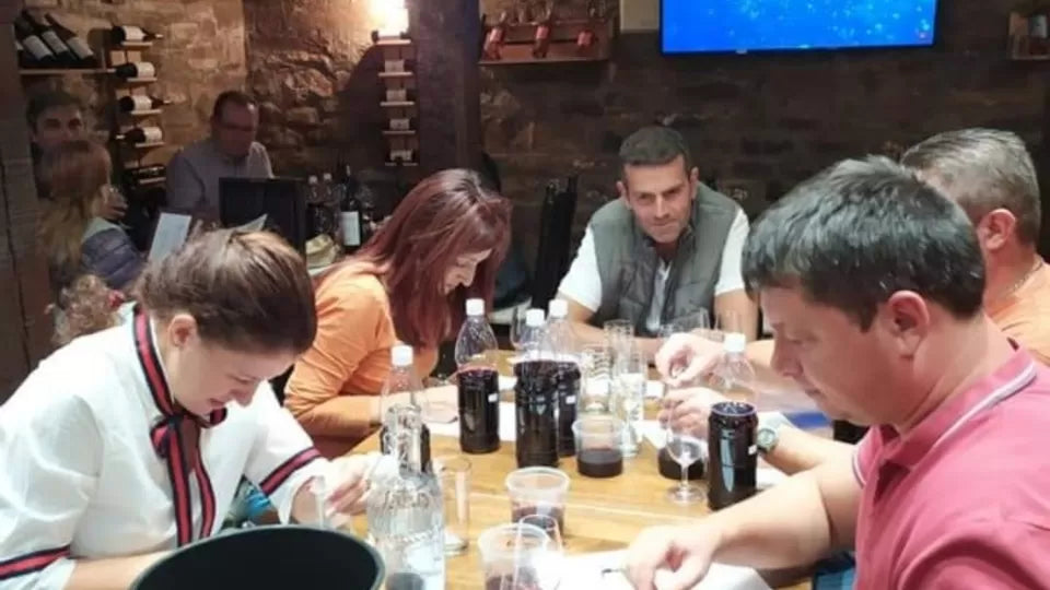 Professional 88-aroma wine sensory kit in Veliko Tarnovo workshop