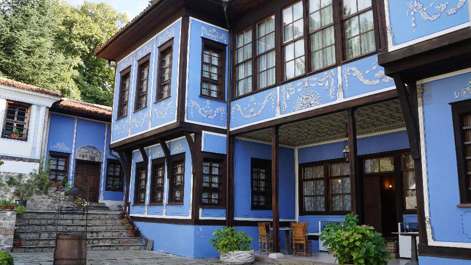 Plovdiv audio guide for a self-guided Old Town tour in 9 languages