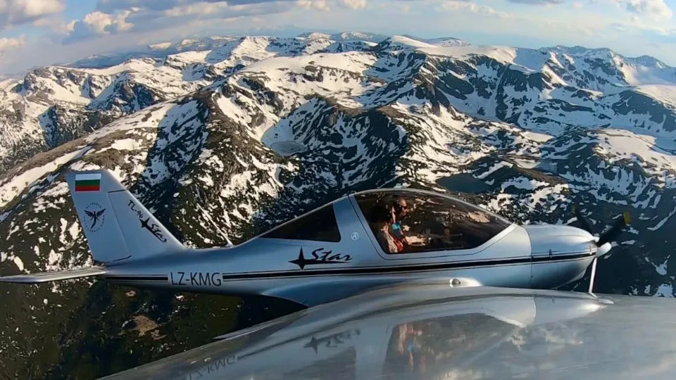 Flight lesson over the Rila Lakes – 60 minutes, cockpit view
