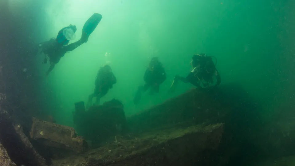 Гмуркане с акваланг в района на Тюленово Гмуркане с акваланг