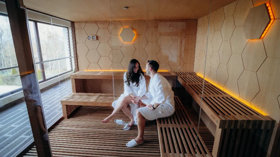 Уикенд с 2 нощувки, езда, спа зона и масажи за двама