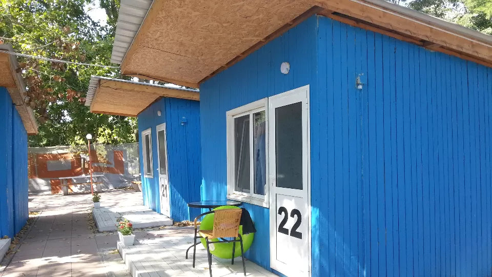 Nestinarka luxury bungalow for two with instructor-led water sports