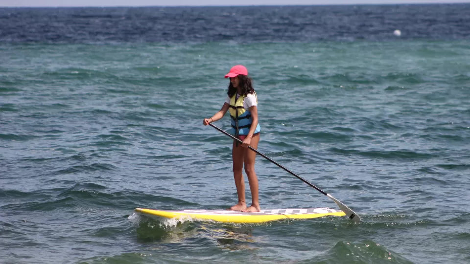 Hawaiian surf lesson for kids with gear included, Tsarevo