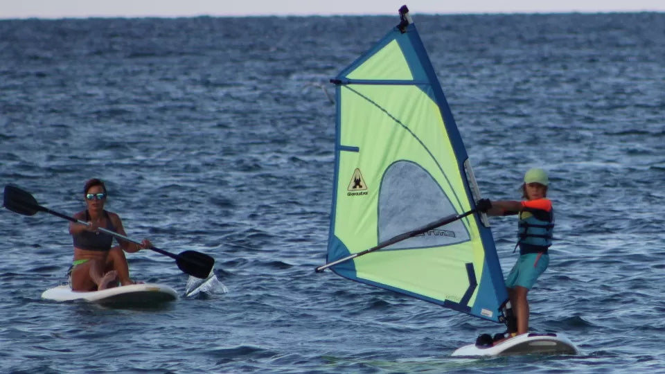 Ваучер Детски урок по уиндсърф, хавайски сърф, SUP или каяк гр. Царево