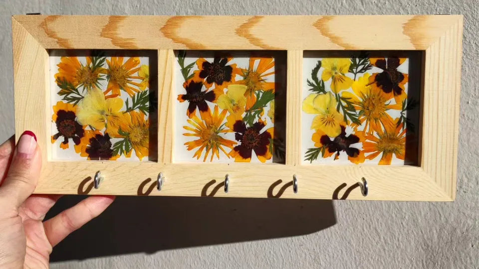 Pressed-flower workshop in Sofia – create a framed artwork