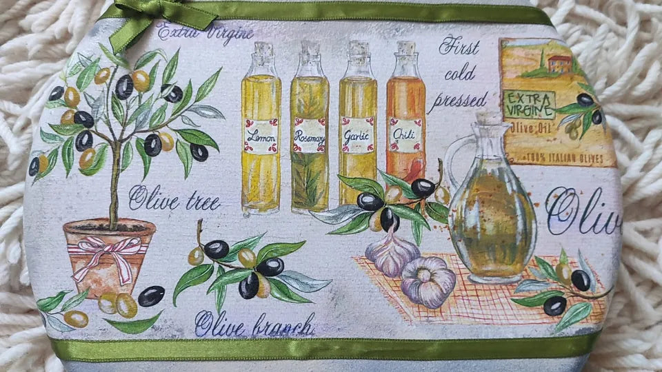 Decoupage ideas – bottles, trays and pans turned into decor