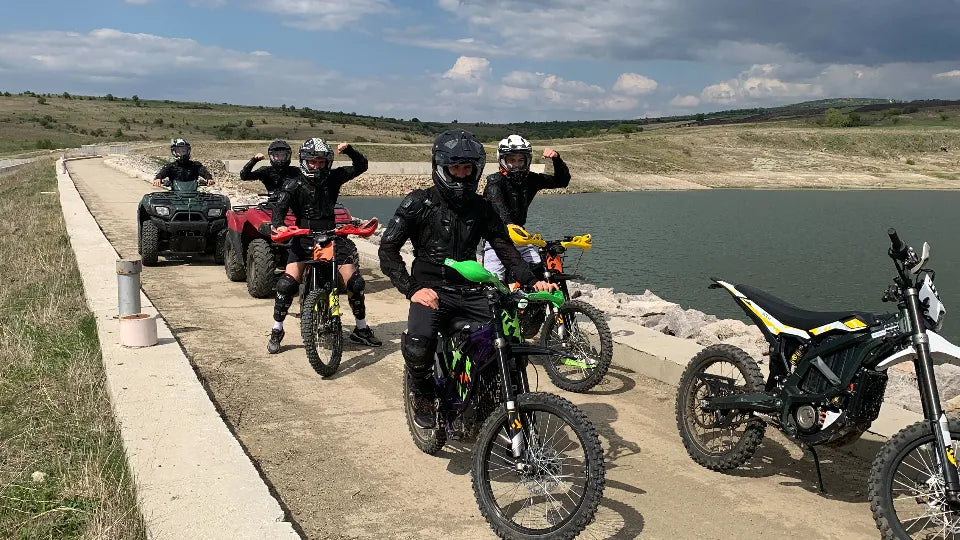 Protective gear for electric motorcycle tour: helmet and pads