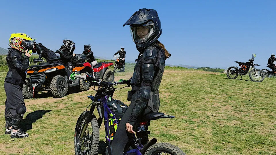Trail by Mihaylovo Reservoir on the Bankya electric motorcycle route