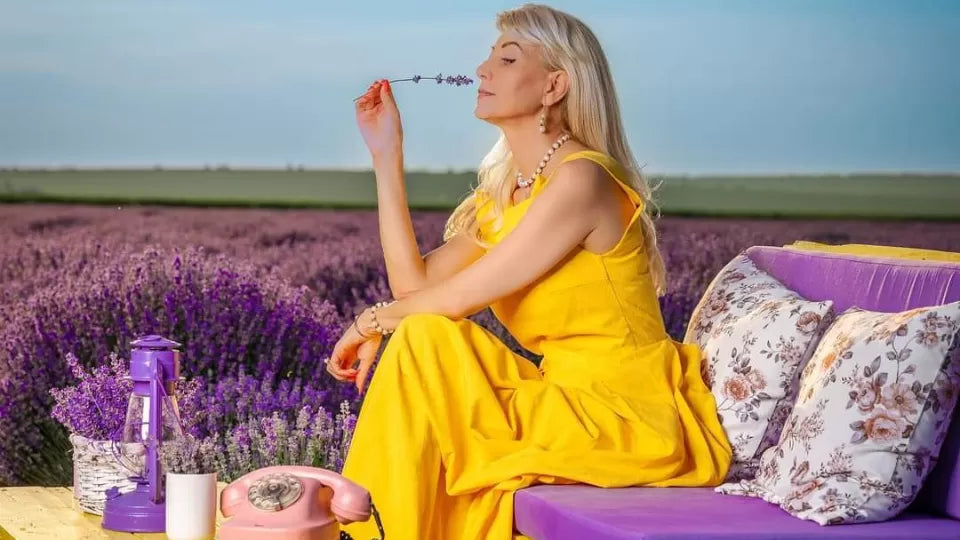Lavender field in Altimir with styled photo spots and a retro car