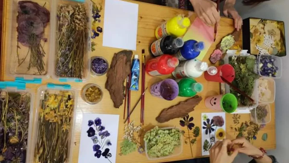 Art team building in Sofia – creative workshop session