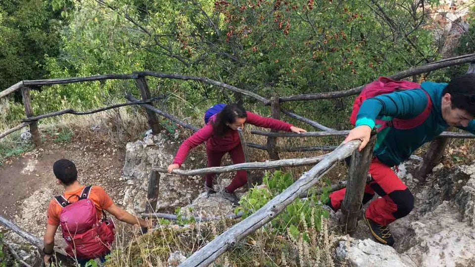 Виа ферати и каньони в централна България Скално катерене