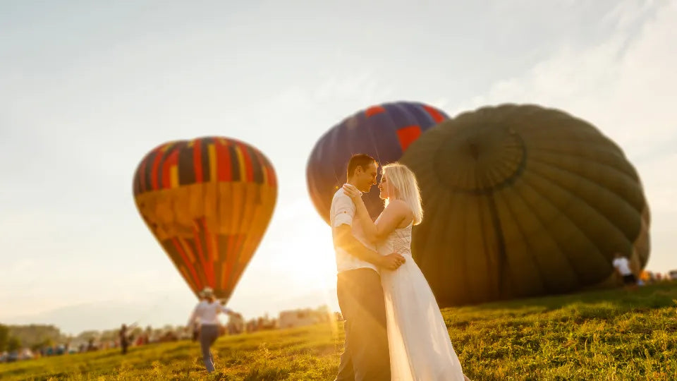 Gift voucher for a private hot air balloon ride with 4K video
