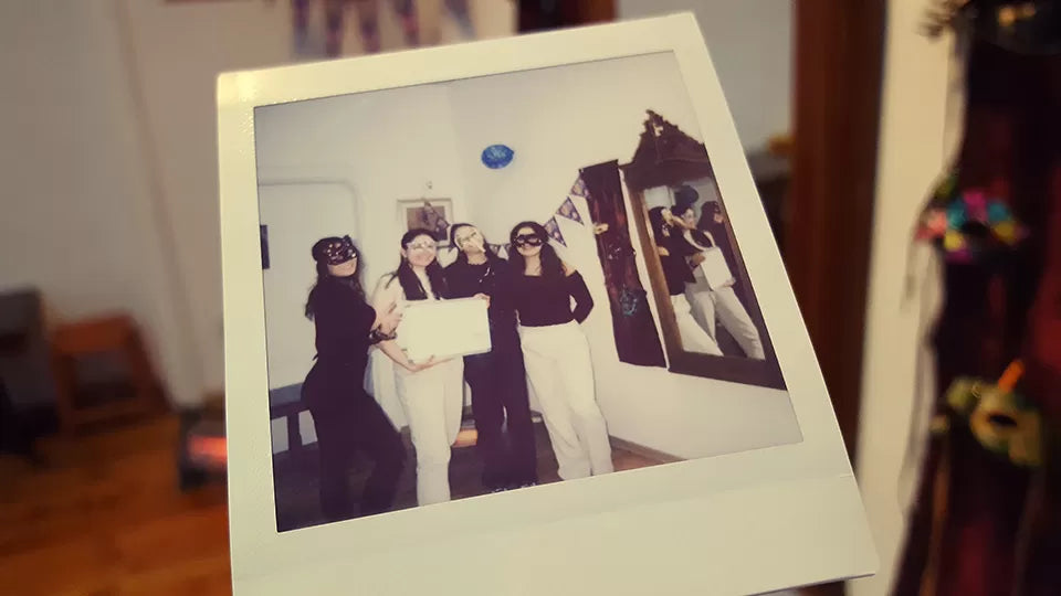 Puzzles and mechanisms in a Varna escape room