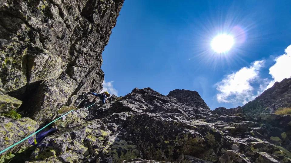 VIP Траверс на върховете Малък и Голям Петел, и Орловец ваучер