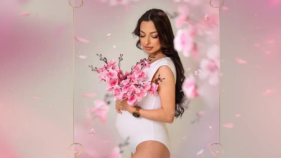 Voucher for maternity photoshoot in Sofia – studio experience