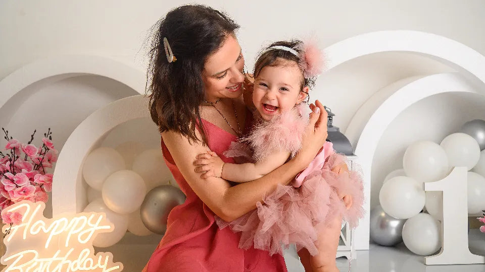 First birthday cake smash session in Sofia – fun with frosting and colorful decor