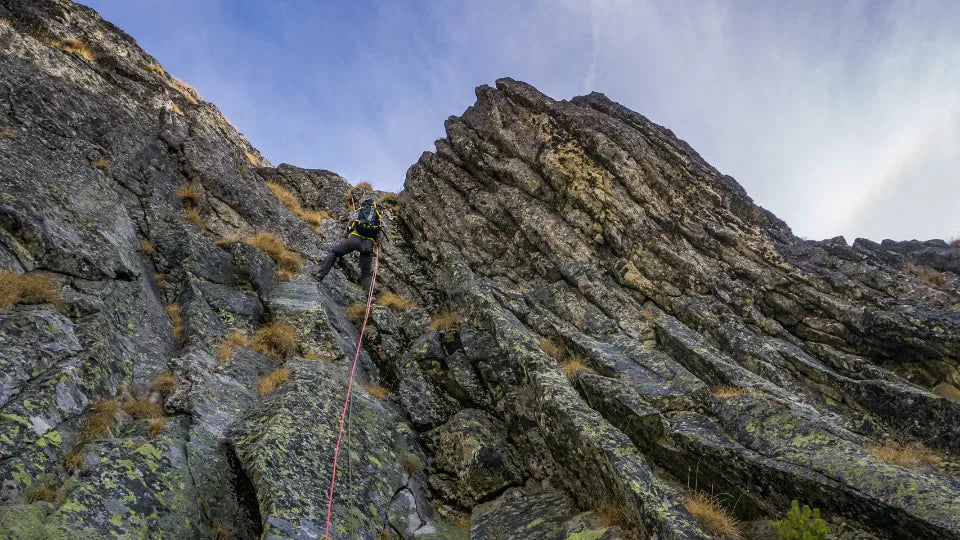 Двуглав и Иглата - Алпинизъм в сърцето на Мальовица ваучер