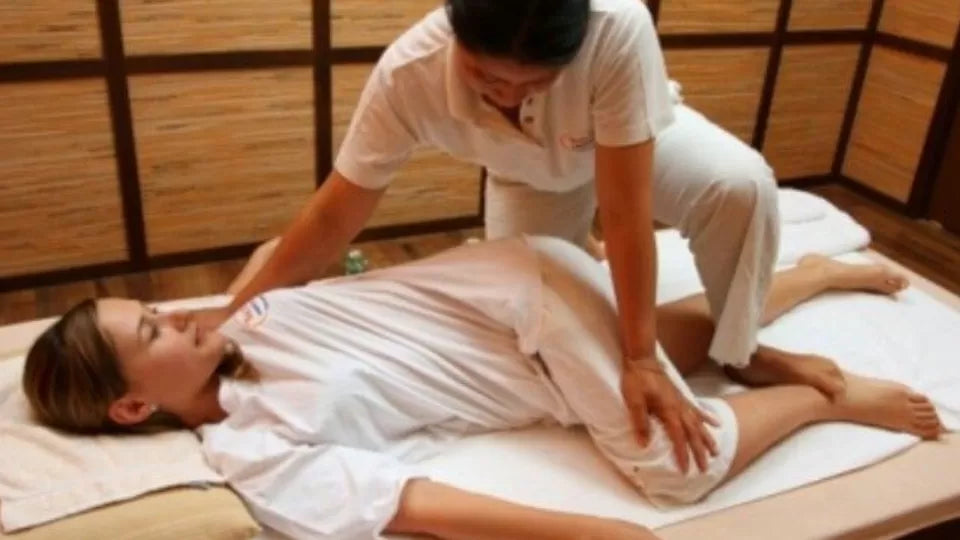 Sayonji back massage and Tok Sen back massage in Sofia East