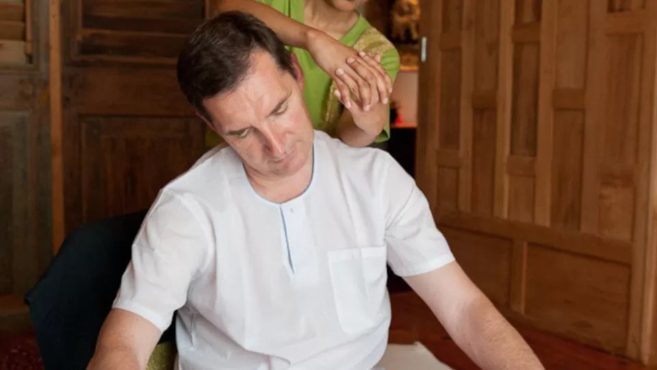 Therapeutic massage in Sofia East with Sayonji and Tok Sen