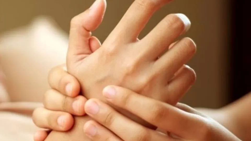 Reflexology on hands or feet and face massage in a Sofia studio