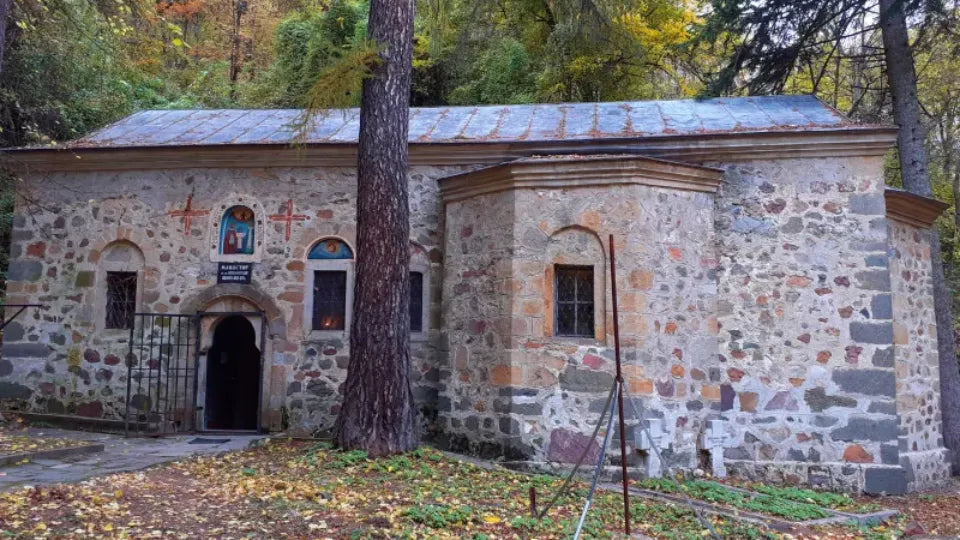 Тур с ел.мотори - ПАРАКЛИС ВСИ СВЕТИИ И НЕОБЯТНИТЕ ПЪТЕКИ ваучер