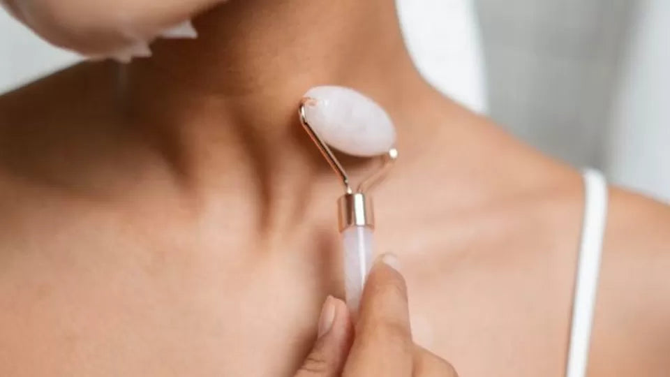 Studio Gua Sha face massage with roller in Sofia
