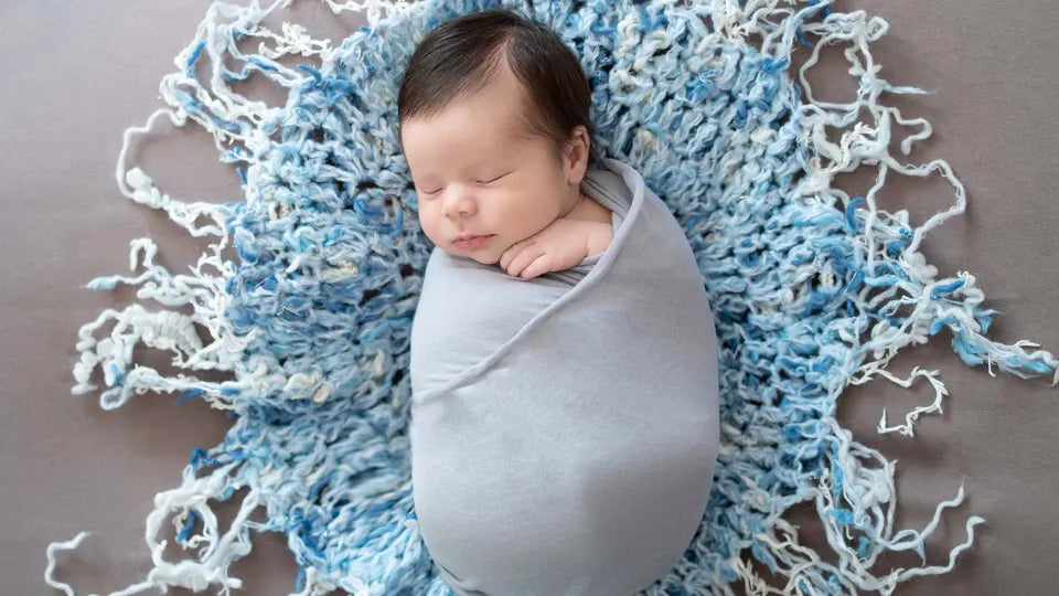 Studio props and details for a newborn photo session in Plovdiv