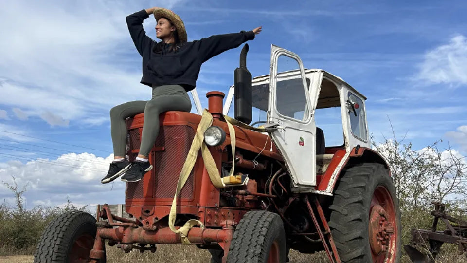 Tractor driving near Veliko Tarnovo – participant at the wheel